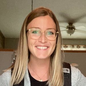 Meet your Posher, Abby